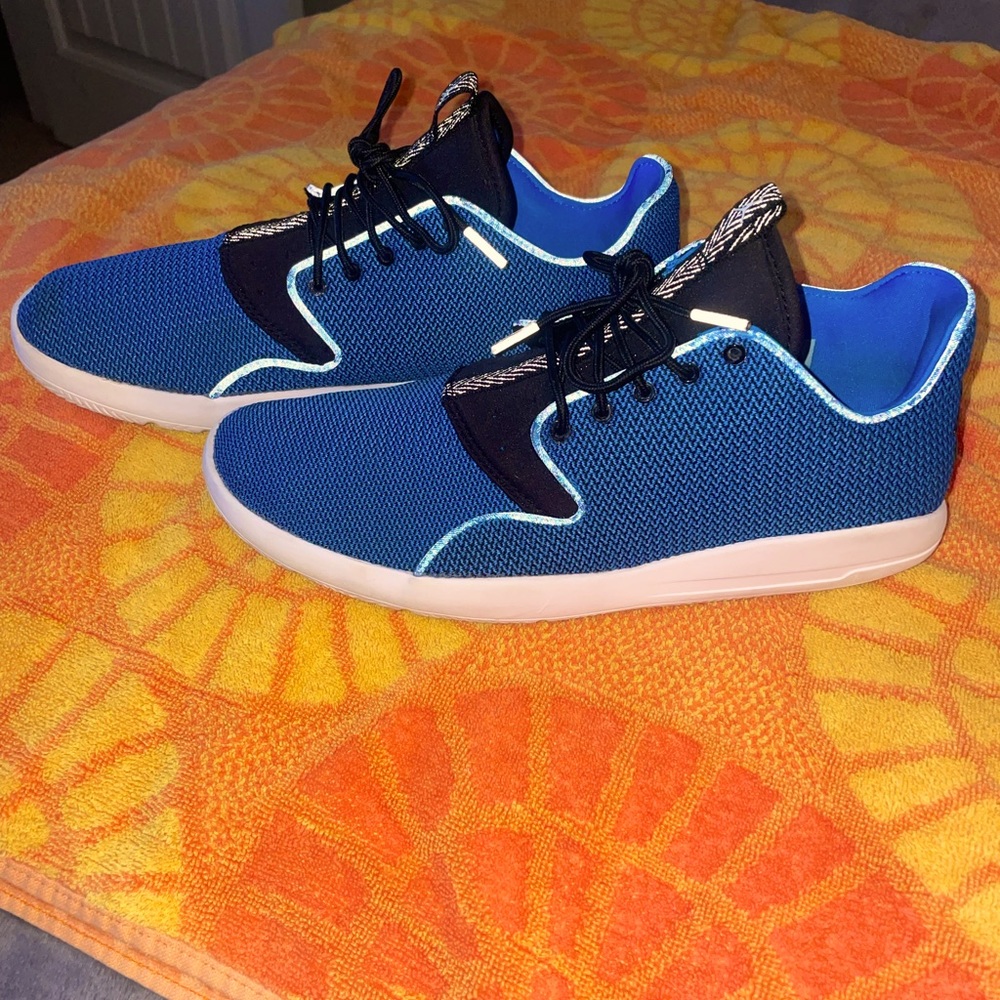 Jordan Eclipse Photo Blue/Black-White Size 10.5 EXCELLENT CONDITION BOX INCLUDED